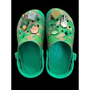 Minecraft X Collection Crocs Kids Size 2 Limited Edition Classic Elevated Clog